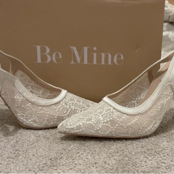 Be Mine Women's Chic Ivory Lace Heels - Picture 2 of 5
